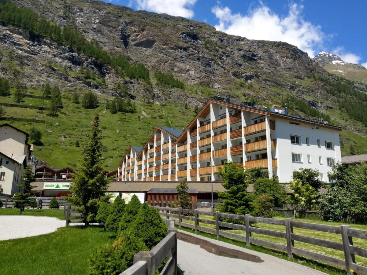 Haus Viktoria A Apartamento Zermatt Exterior foto